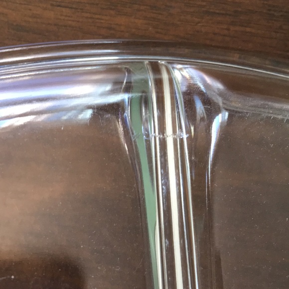 Vintage Pyrex 1.5 Qt. Divided Dish - Picture 15 of 16